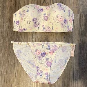 Victoria’s Secret Lingerie Small Medium White Floral Strapless Bra Panty Set